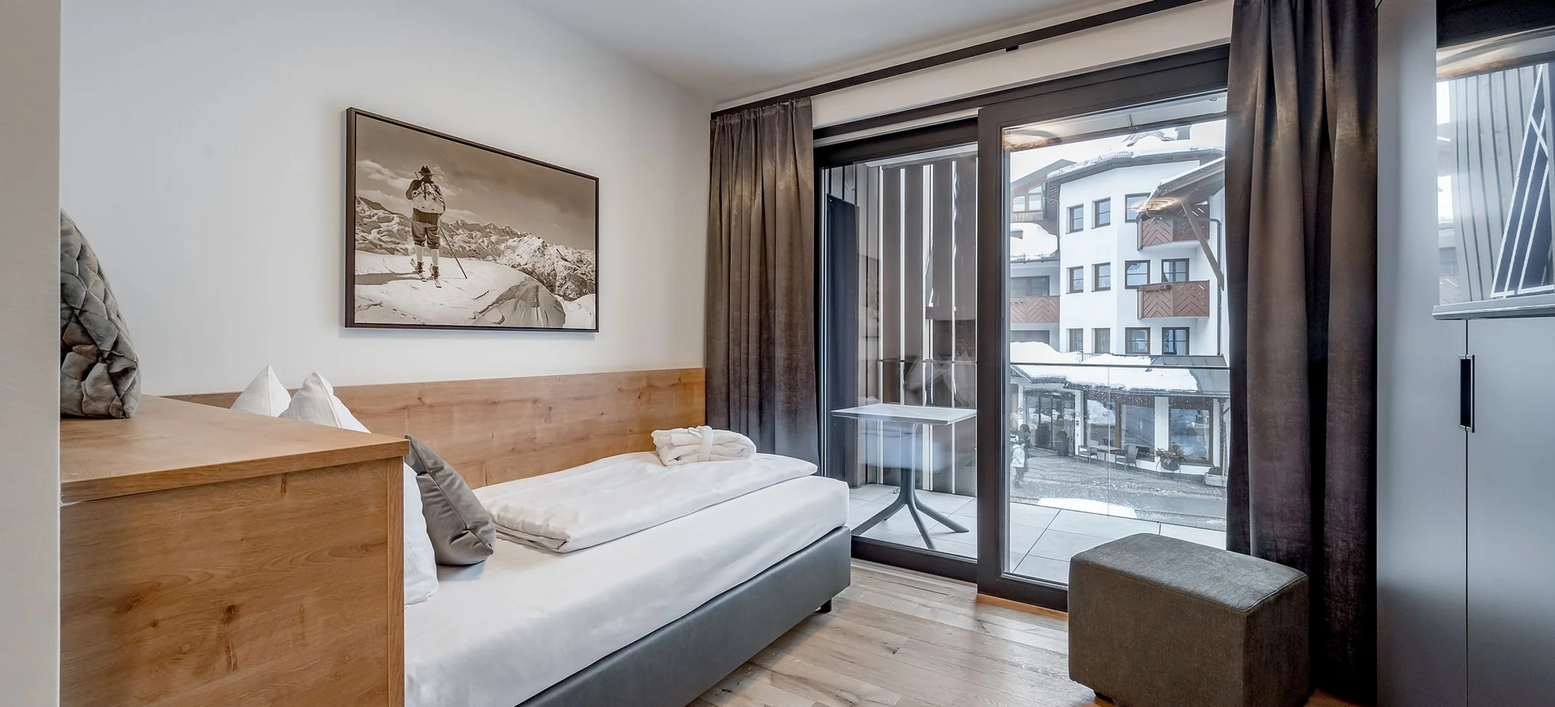 Apartment 106
